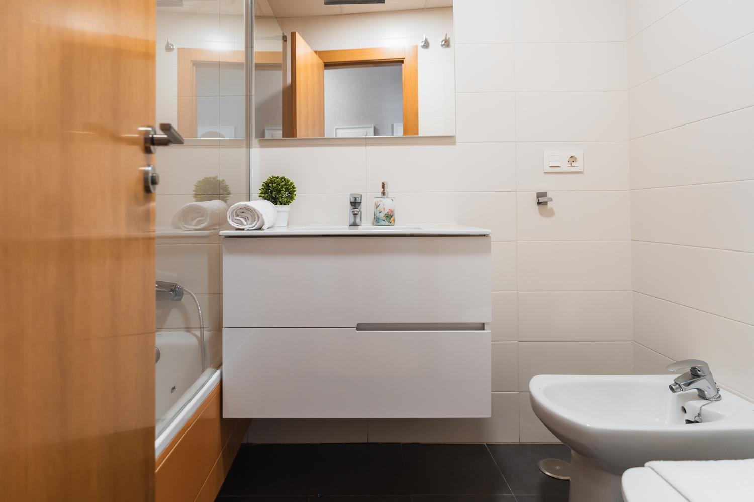 Tuguest Bib Rambla Aparments Appartamento *